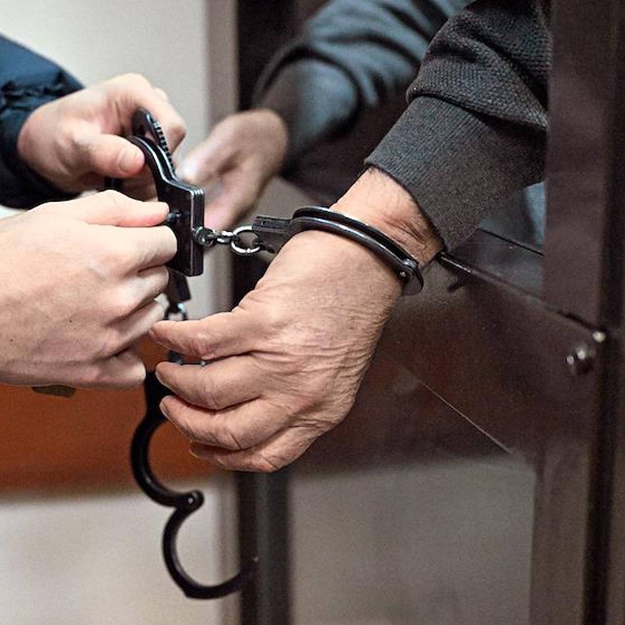 Россиянин изрезал ножом мужа знакомой на балконе многоэтажки