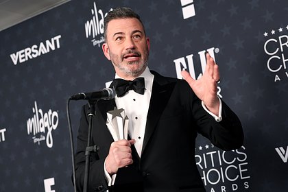 Известный телеведущий заплакал в прямом эфире