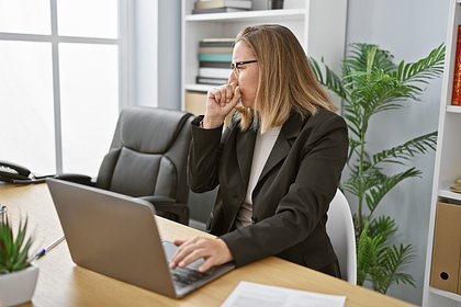 Россиянам напомнили о возможности уйти на больничный не только в случае болезни