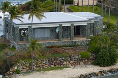 Дом на частном острове, принадлежащем Джеффри Эпштейну