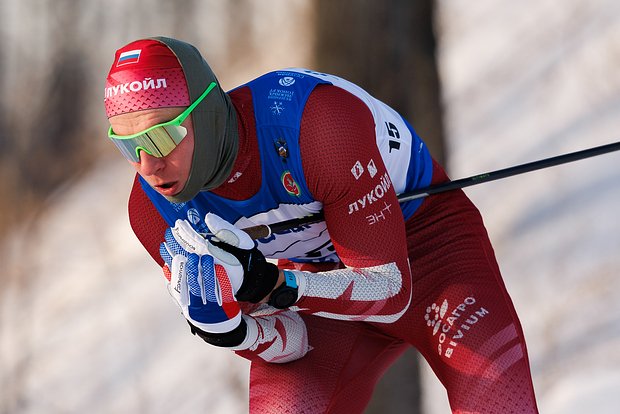 Александр Большунов