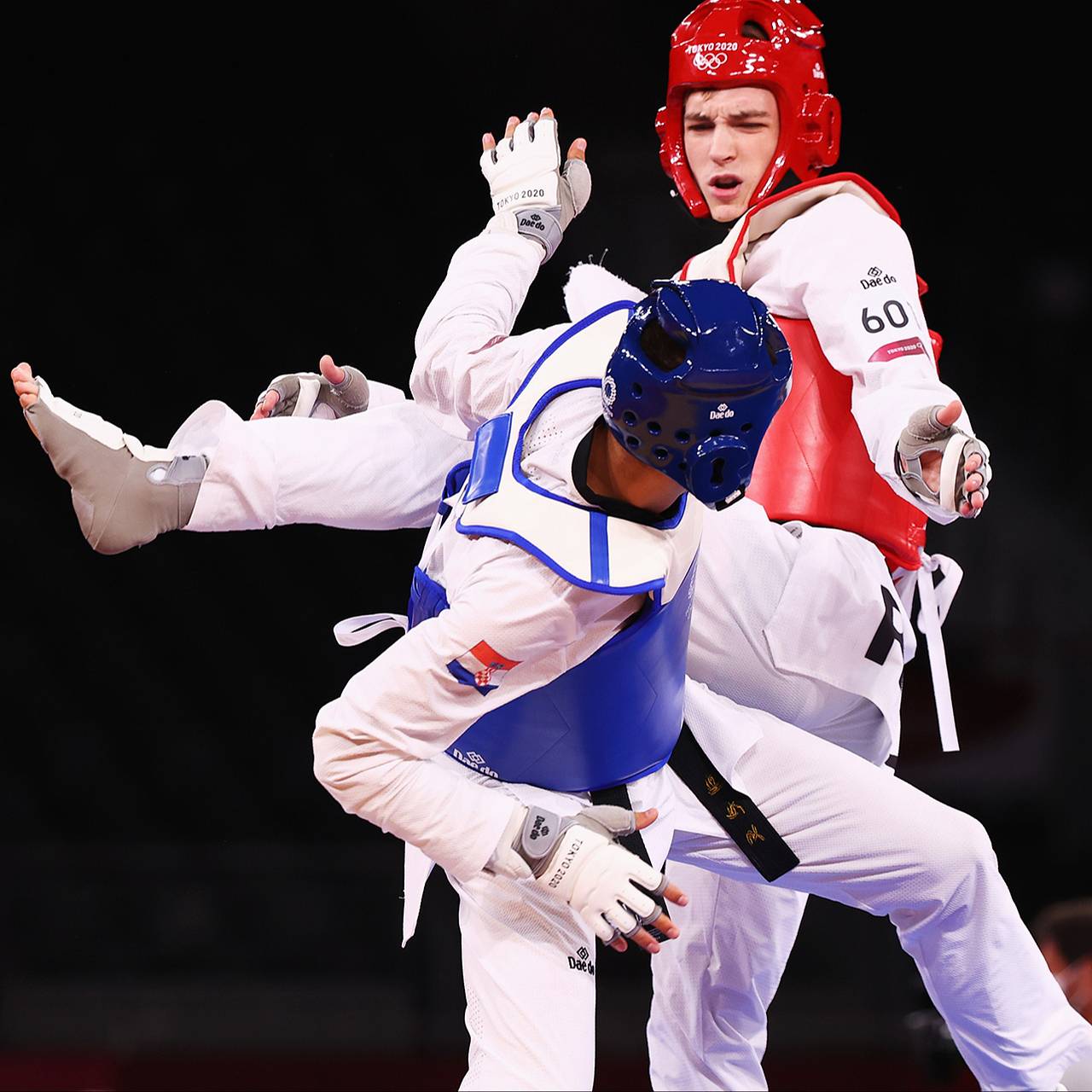 Еще одна федерация допустила российских спортсменов с флагом и гимном