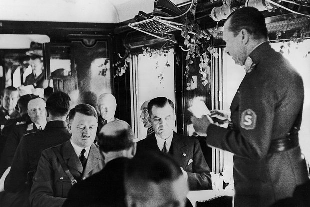 Медведев напомнил президенту Финляндии, что страна была союзницей Гитлера