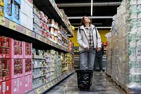 «Это надолго» В России расцветают магазины низких цен. Как экономные россияне изменили рынок торговли?