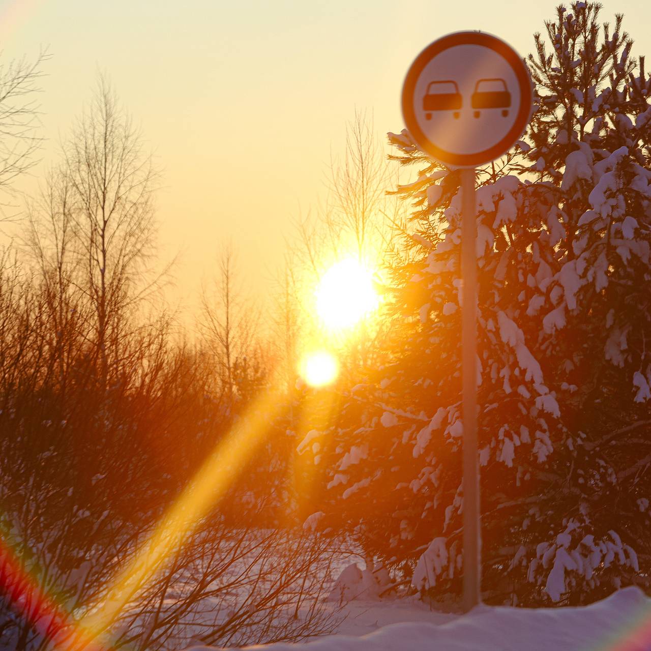 На Солнце появился подозрительно таинственный объект