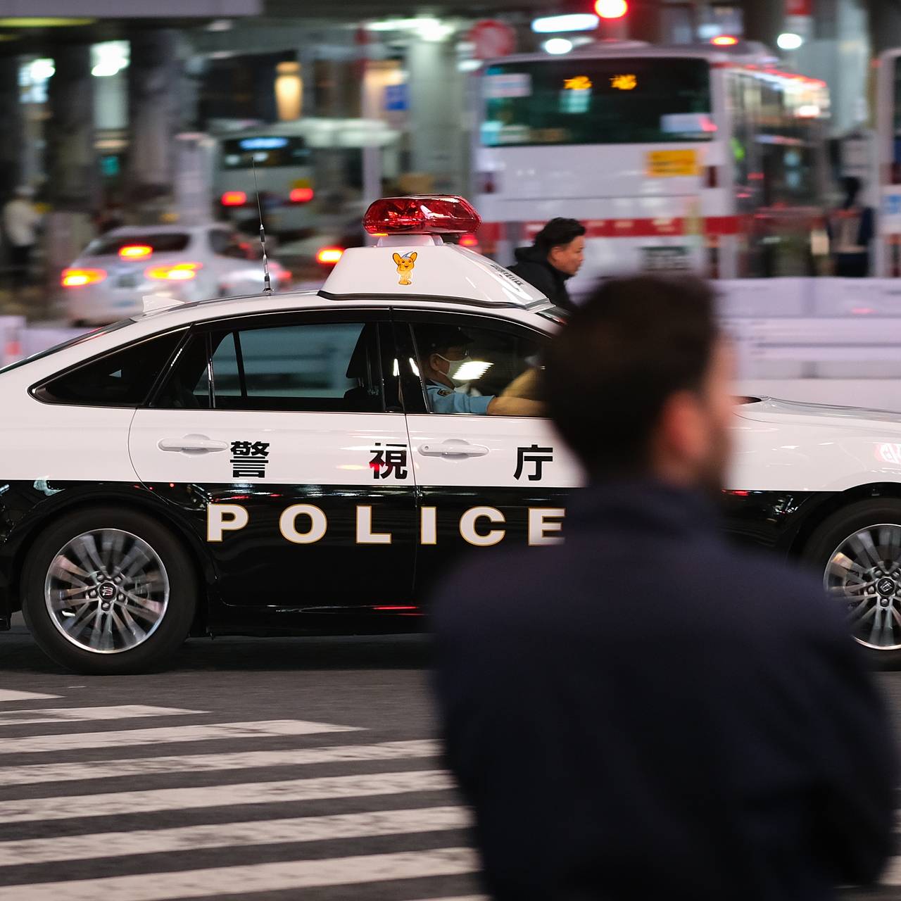 Извращенец выманил шантажом 10 миллионов рублей у других извращенцев