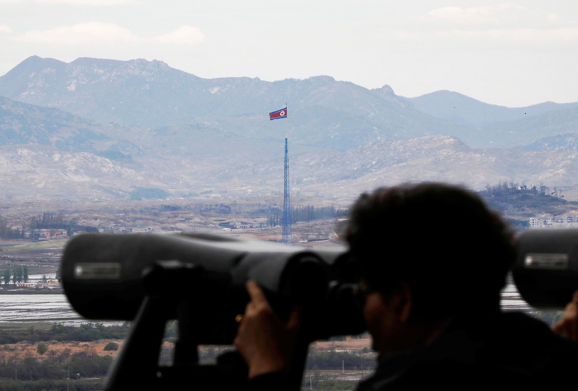 Сбежать из КНДР когда-то было не так уж сложно, однако в последние годы границы охраняются надежнее