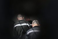 Воры в законе больше века правят преступным миром. Почему их слово так много значит для российских бандитов? 