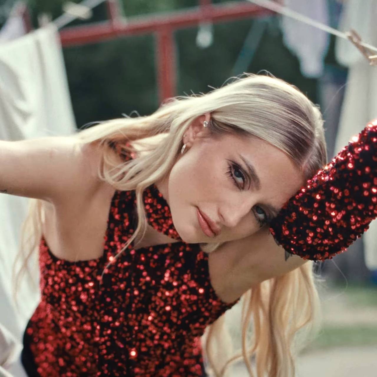 Захарова назвала нацистами обвинивших литовскую певицу в использовании русских мотивов