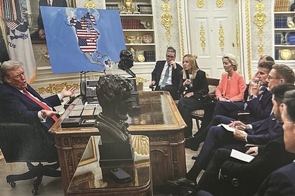 Трамп снова пошутил и присоединил к США новые территории