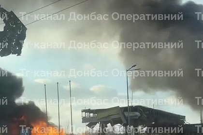 Полностью сгоревшая после атаки украинская АЗС попала на видео