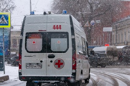 Россиянин съел галлюциногенные грибы и упал с четвертого этажа