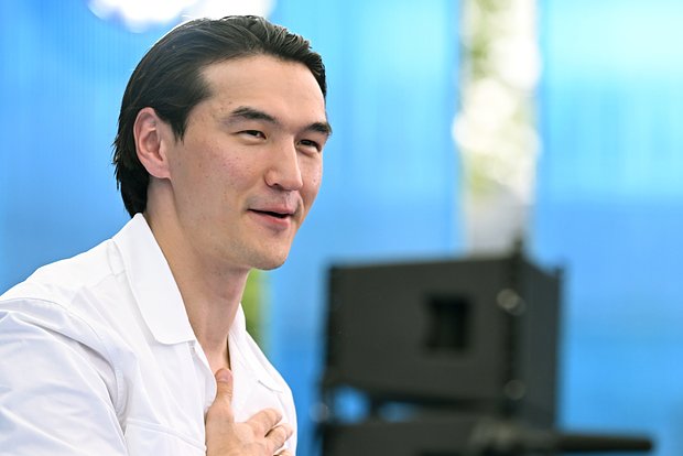 Нурлан Сабуров