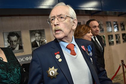 Василий Ливанов стал терять память