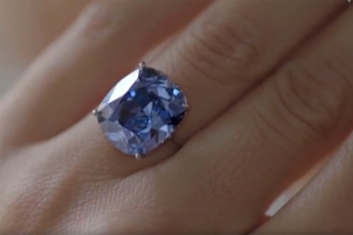 Бриллиант «Голубая луна Жозефины»