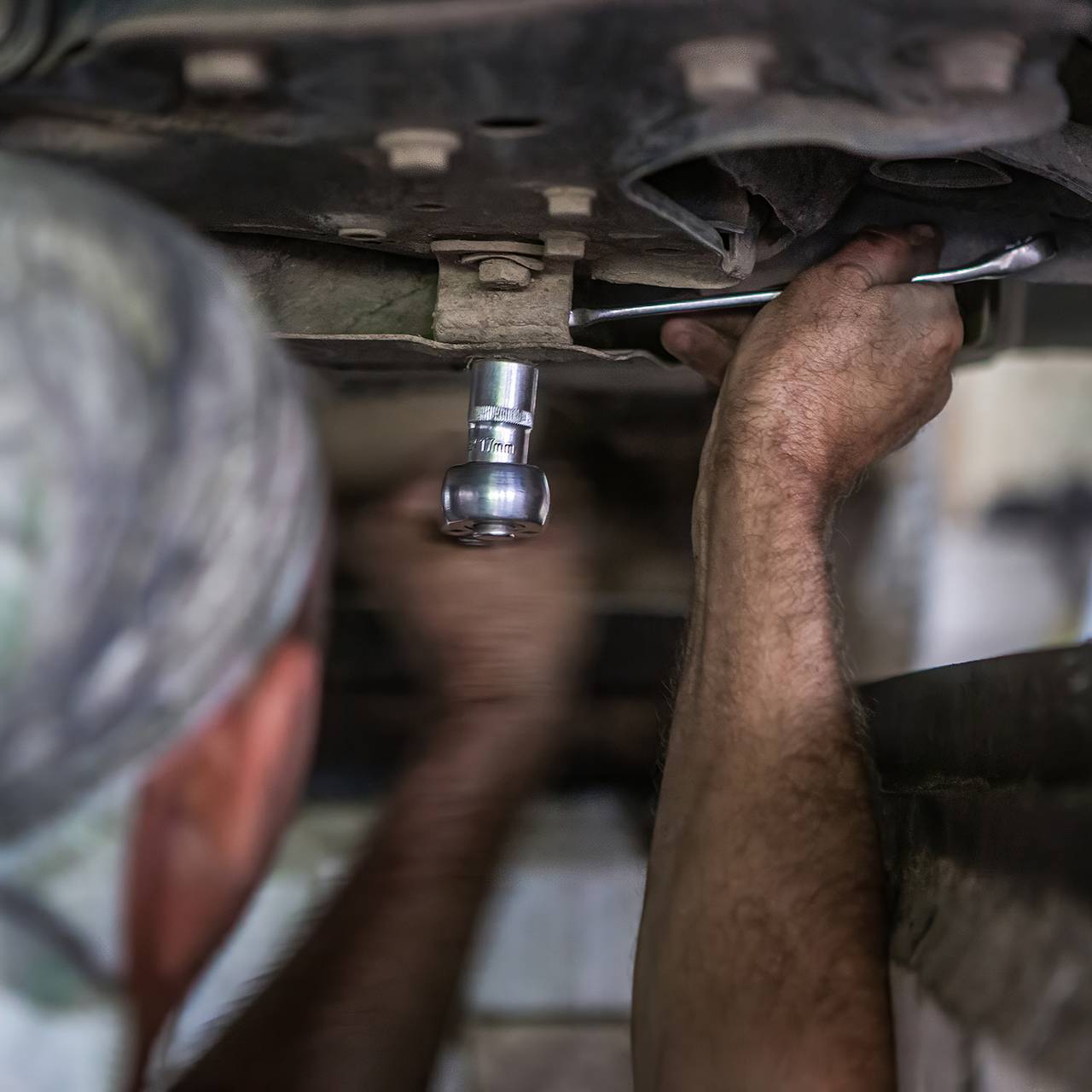 Россиянам назвали обязательные шаги по подготовке автомобиля к весне