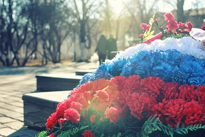 Стало известно о сливавших данные о цинковых гробах с телами бойцов СВО военкомах