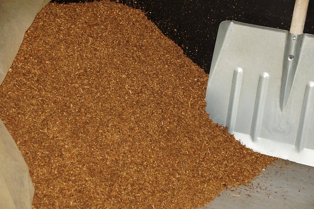 Росстат: зарплаты в табачной отрасли в ноябре 2025 года обогнали нефтегазовый сектор