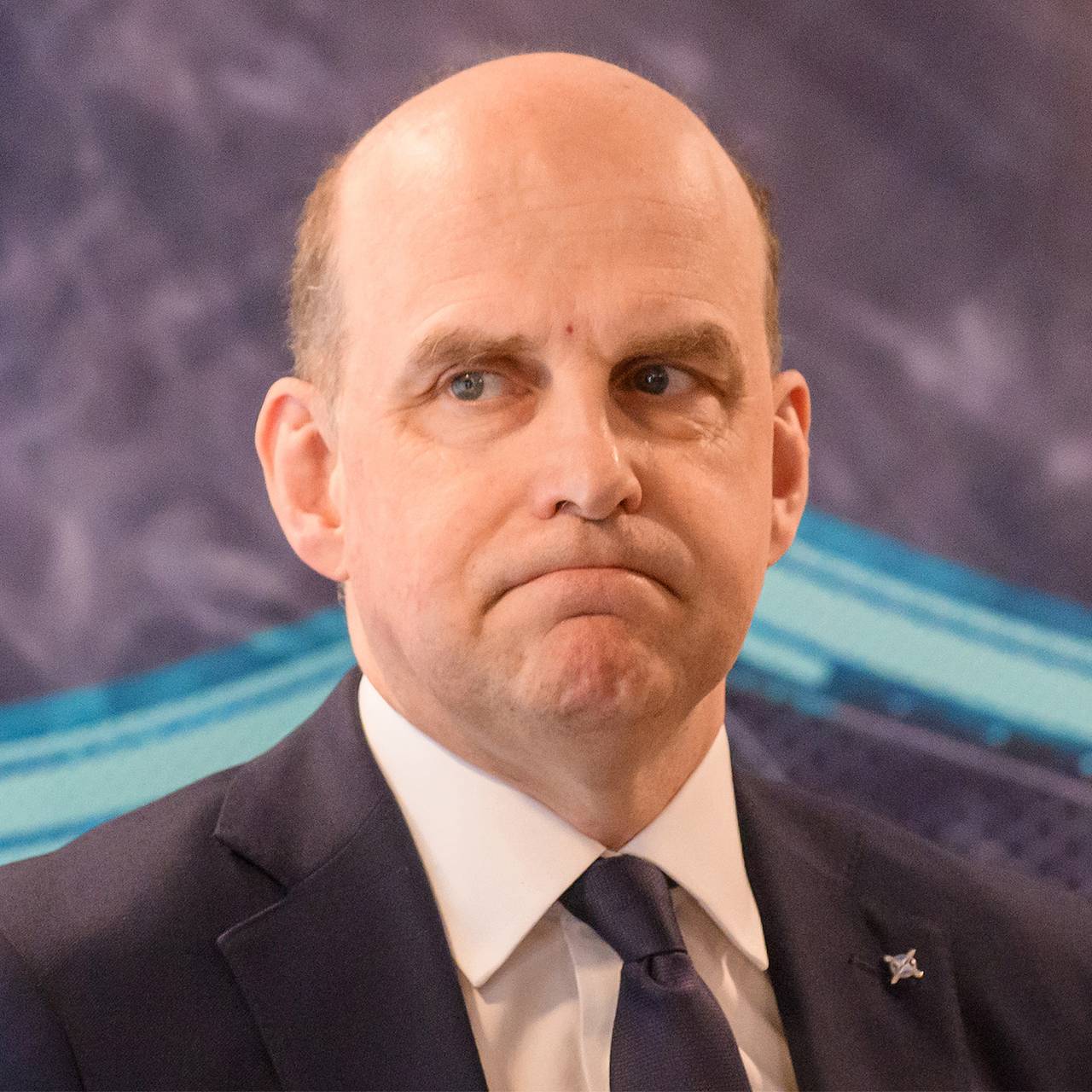 Постпред Великобритании в НАТО оказался в центре скандала из-за молодой любовницы