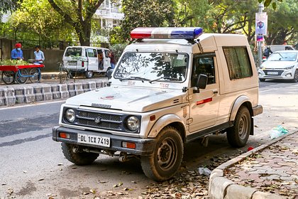 Бортпроводник попытался изнасиловать коллегу в номере отеля