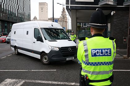 Сотрудницу тюрьмы отправят за решетку за роман и сексуальную переписку с убийцей