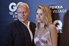 Александр Лебедев и Елена Перминова