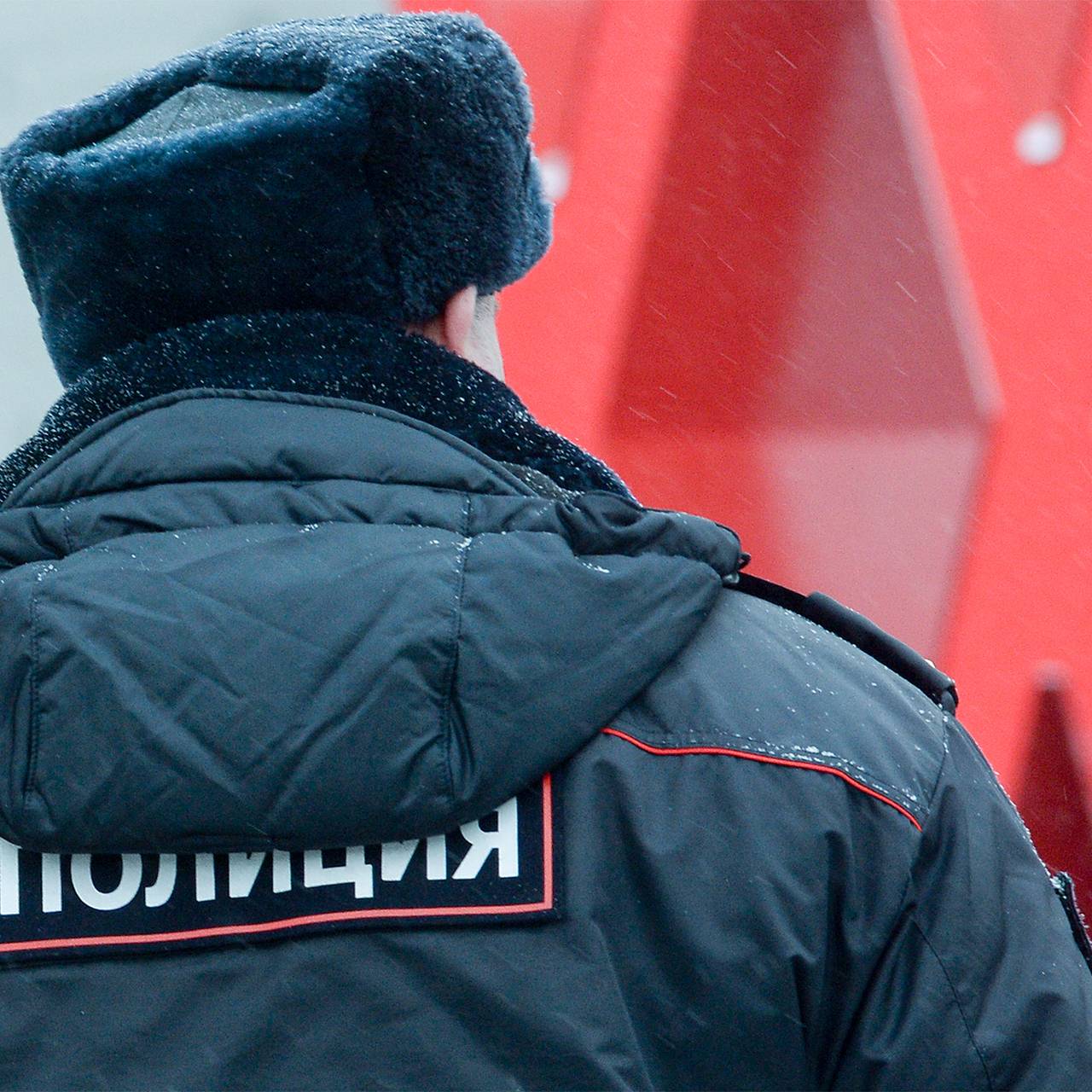 Подросток поджег бензоколонки на российской заправке и попал на видео