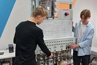 Рабочие профессии продолжают набирать популярность среди российской молодежи. Как готовят востребованных специалистов?