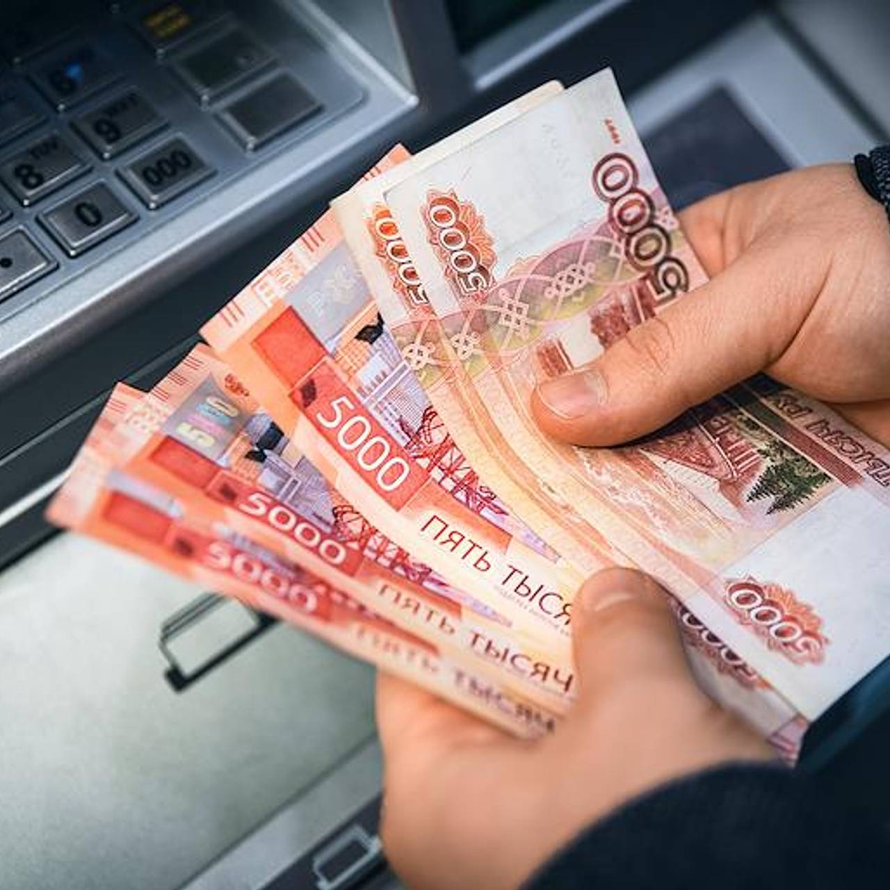 В ЦБ оценили последствия запрета на расчет наличными при сделках с жильем