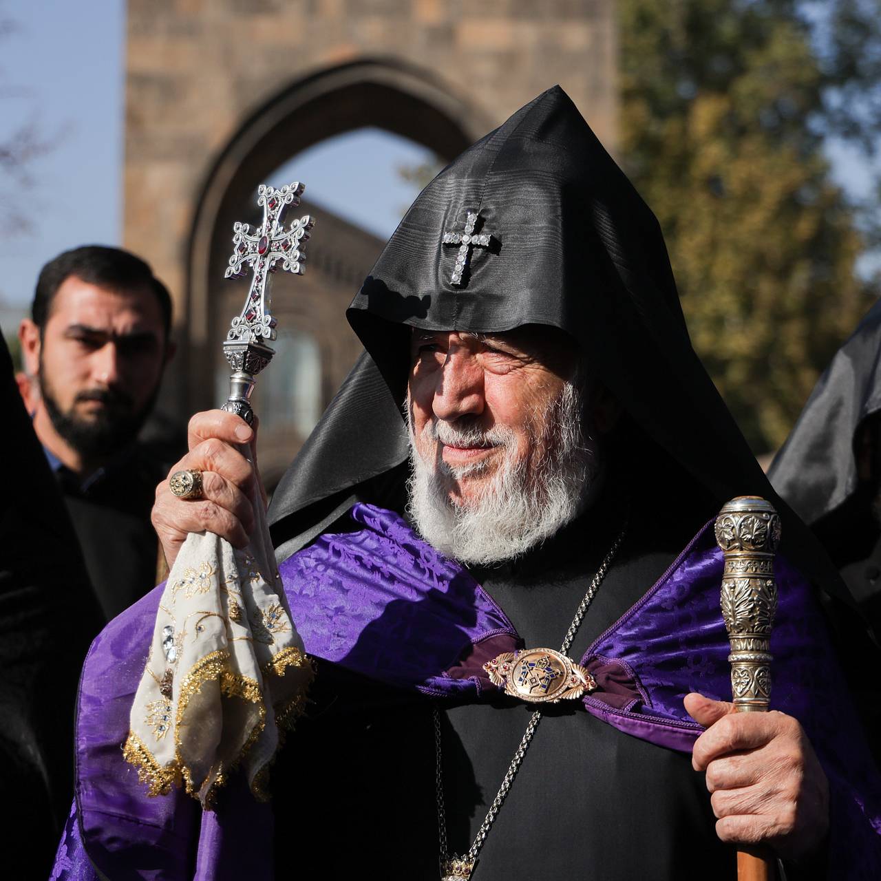 В отношении католикоса всех армян завели уголовное дело