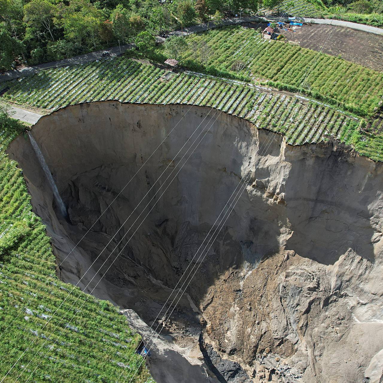 Мощное землетрясение произошло в одной стране