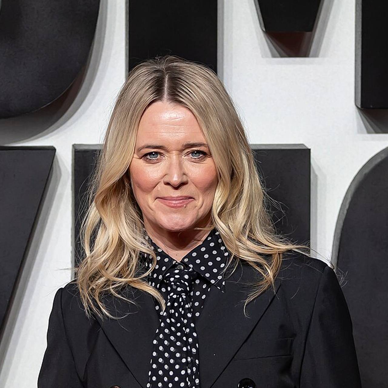 Известную телеведущую обокрали в поезде