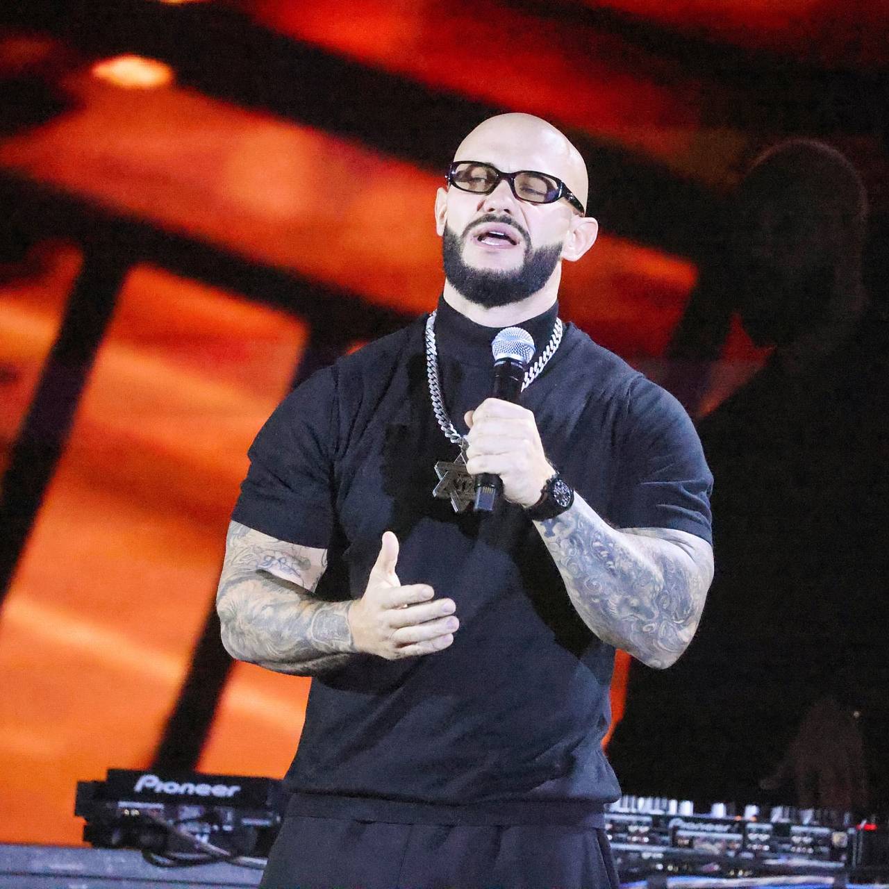 Обвинившему психологов в разрушении института семьи Джигану дали совет