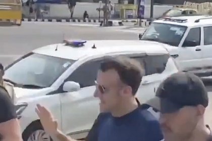 Внешний вид Макрона на пробежке в Индии привлек внимание публики