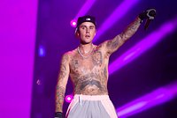 «Мне потребовались годы, чтобы прийти в себя» Как ранняя слава сломала Джастина Бибера и почему теперь его считают жертвой Эпштейна