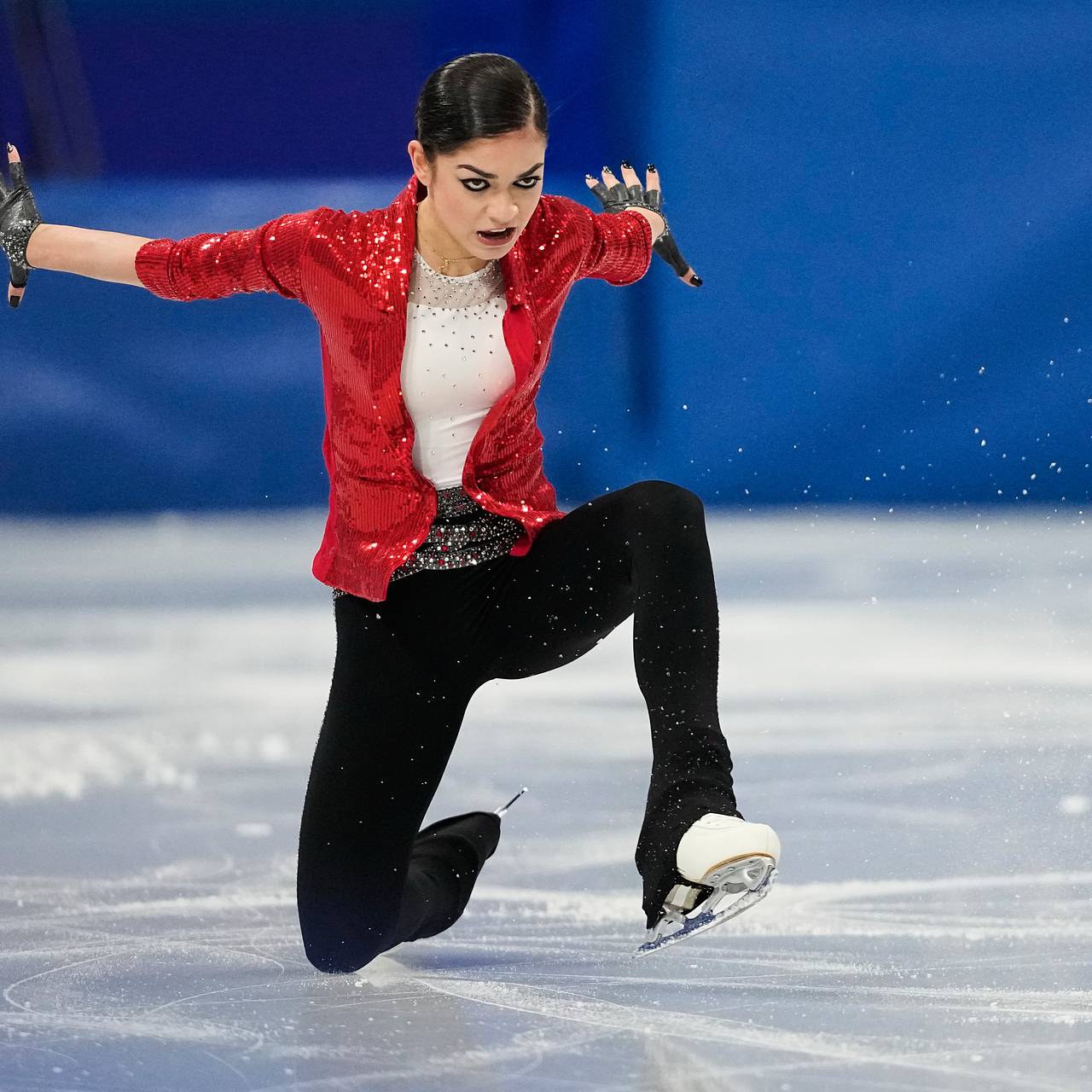 Олимпийский дебют Петросян, старт плей-офф в хоккее и откровения россиянки-волонтера о команде Украины. Как прошел 11-й день Игр