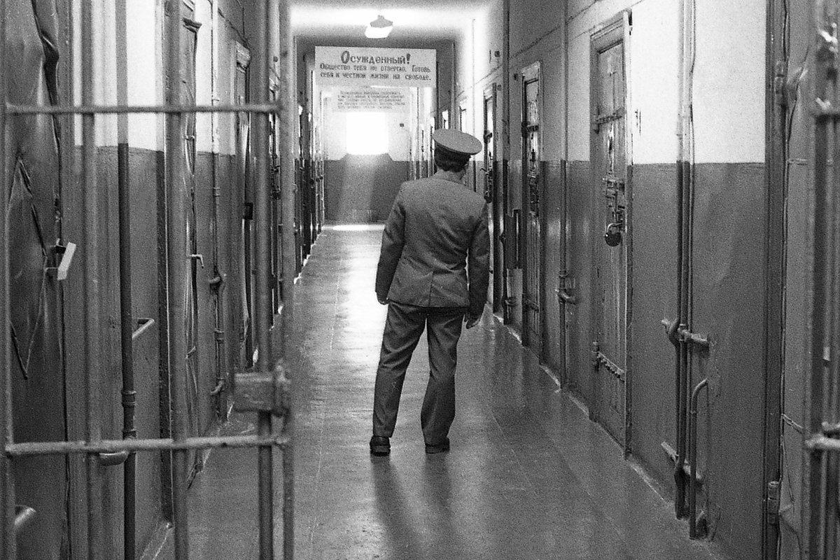 Коридор тюрьмы «Владимирский централ»