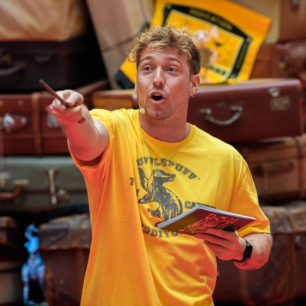 Известному телеведущему сделают операцию