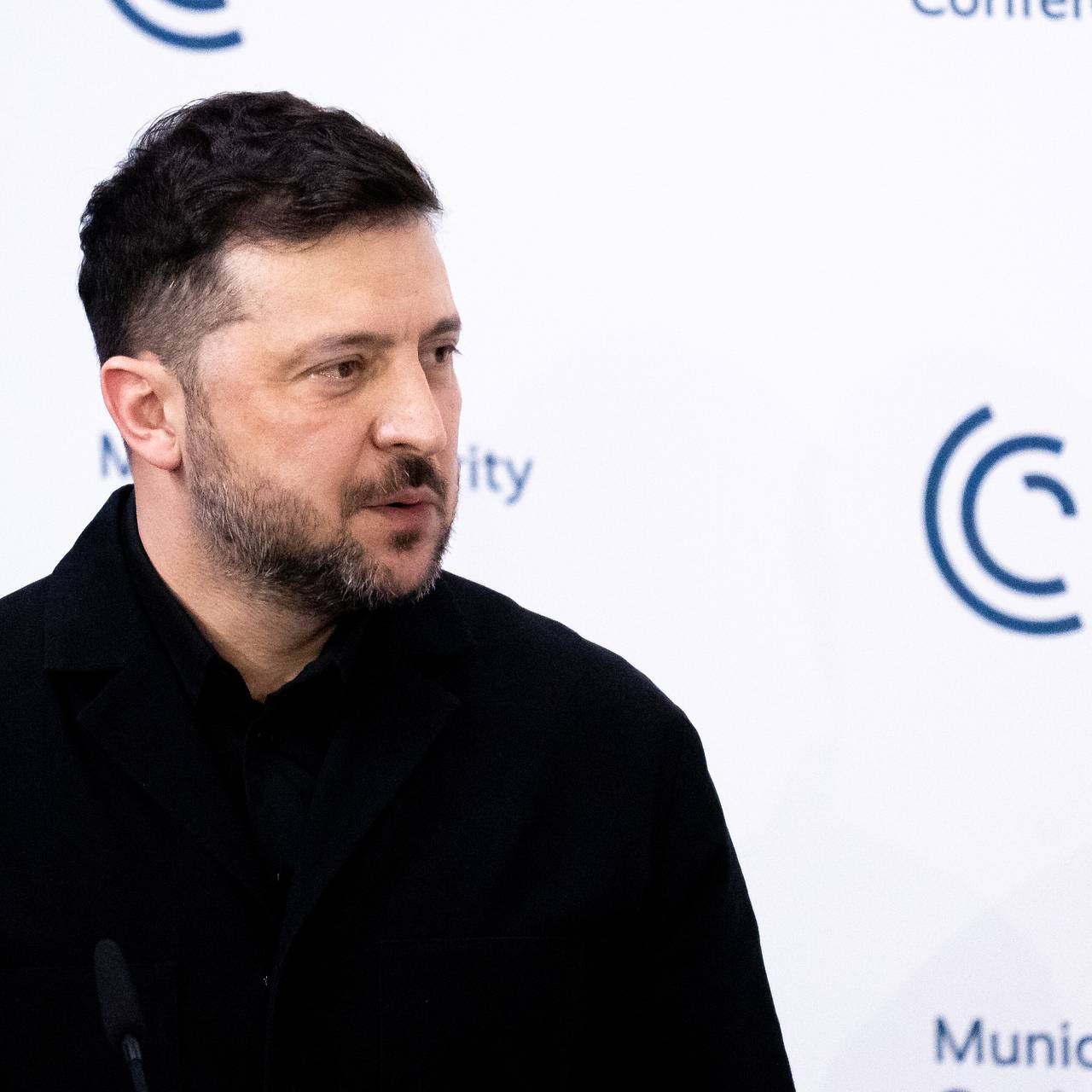 Зеленский резко отреагировал на возвращение флага России на Паралимпиаду