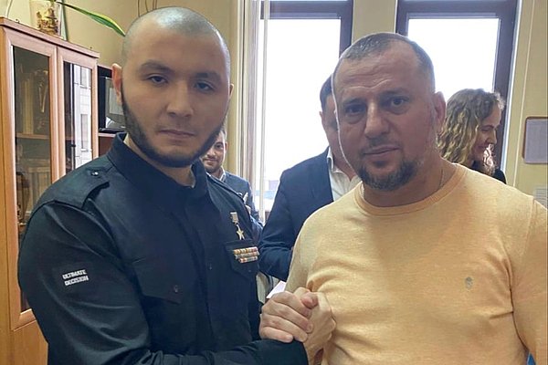 Михаил Негматов (слева) и Апти Алаудинов