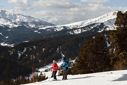 На горнолыжном курорте в России сошла лавина