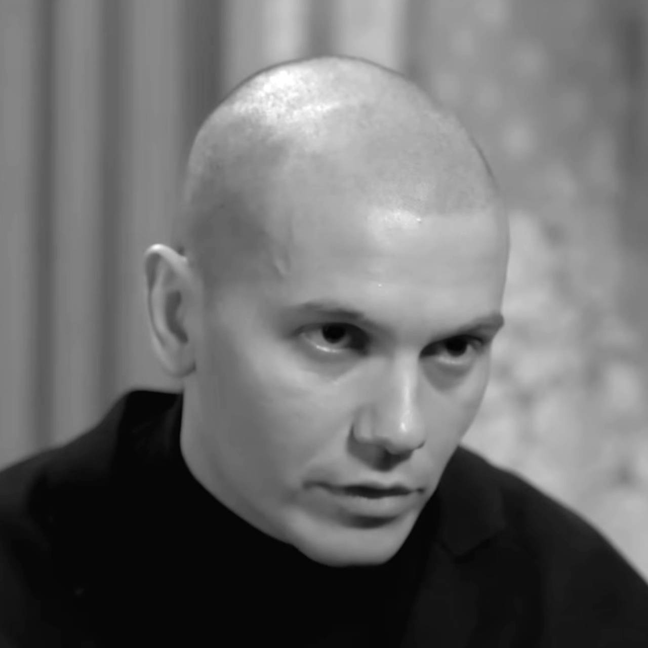 Умер солист группы Shortparis Николай Комягин