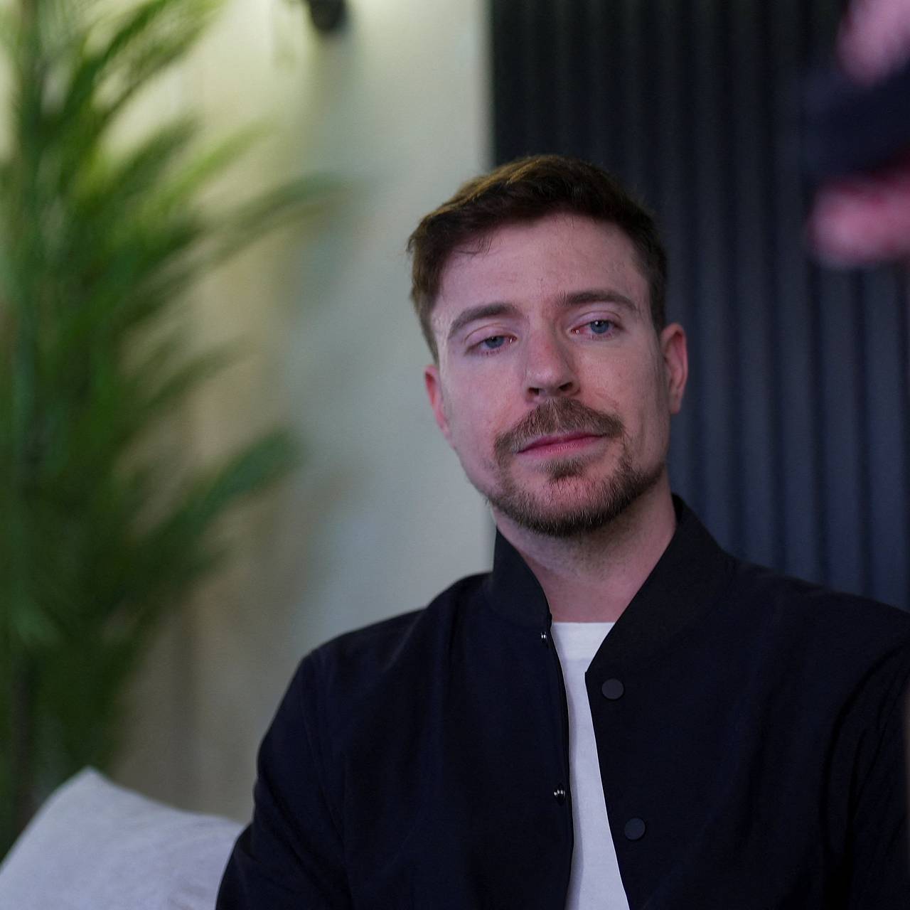 Самый популярный в мире блогер рассказал о серьезной проблеме со здоровьем