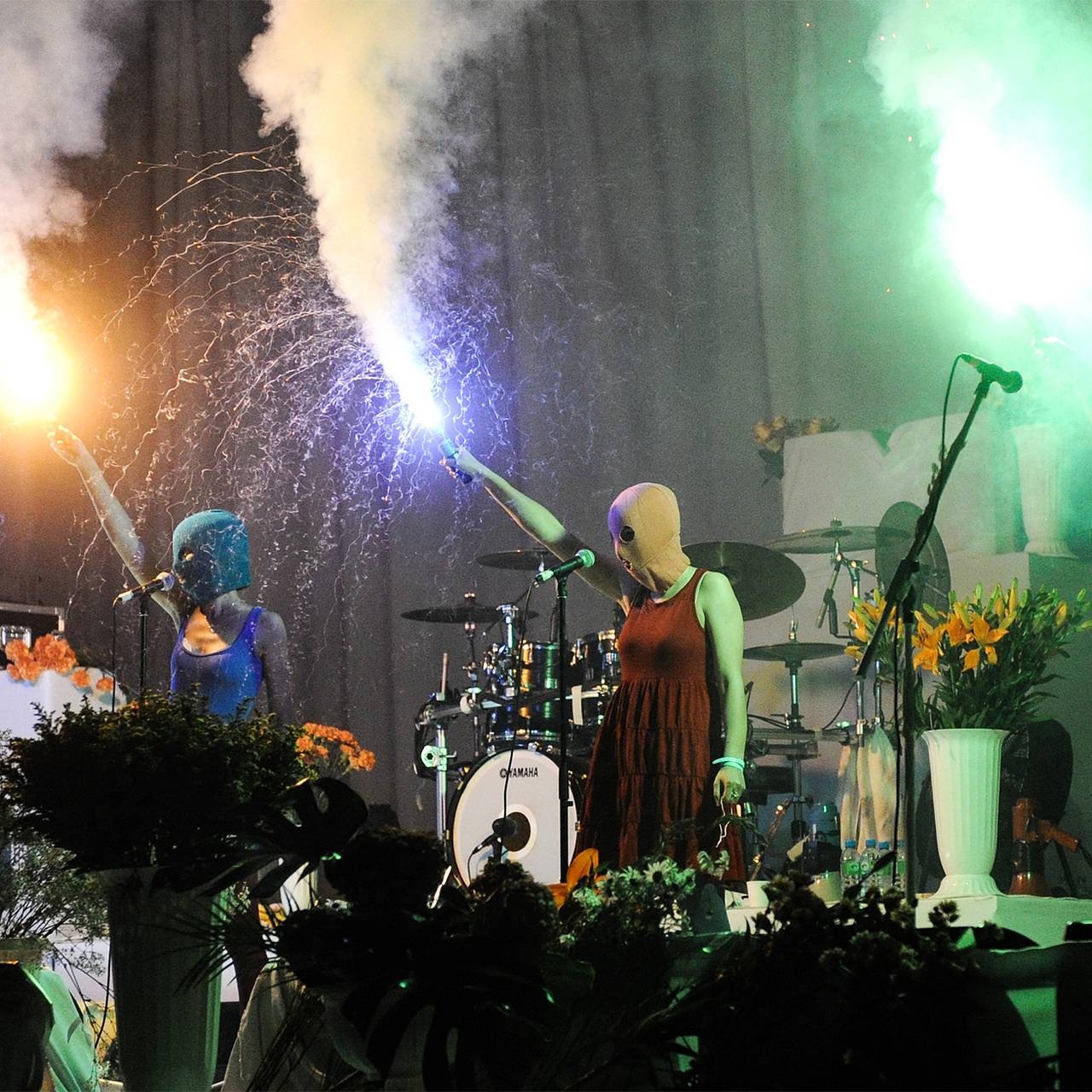 В России утвердили сроки для участниц скандально известной панк-группы