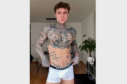 Герой мема &laquo;Филяй-филяй&raquo; снялся в трусах для бренда