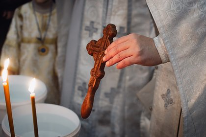 Священник назвал неуместными застолья 23 Февраля
