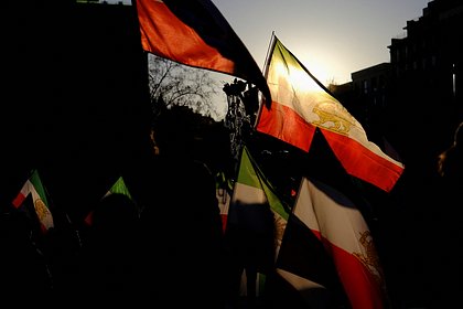 В Иране разразились новые антиправительственные протесты