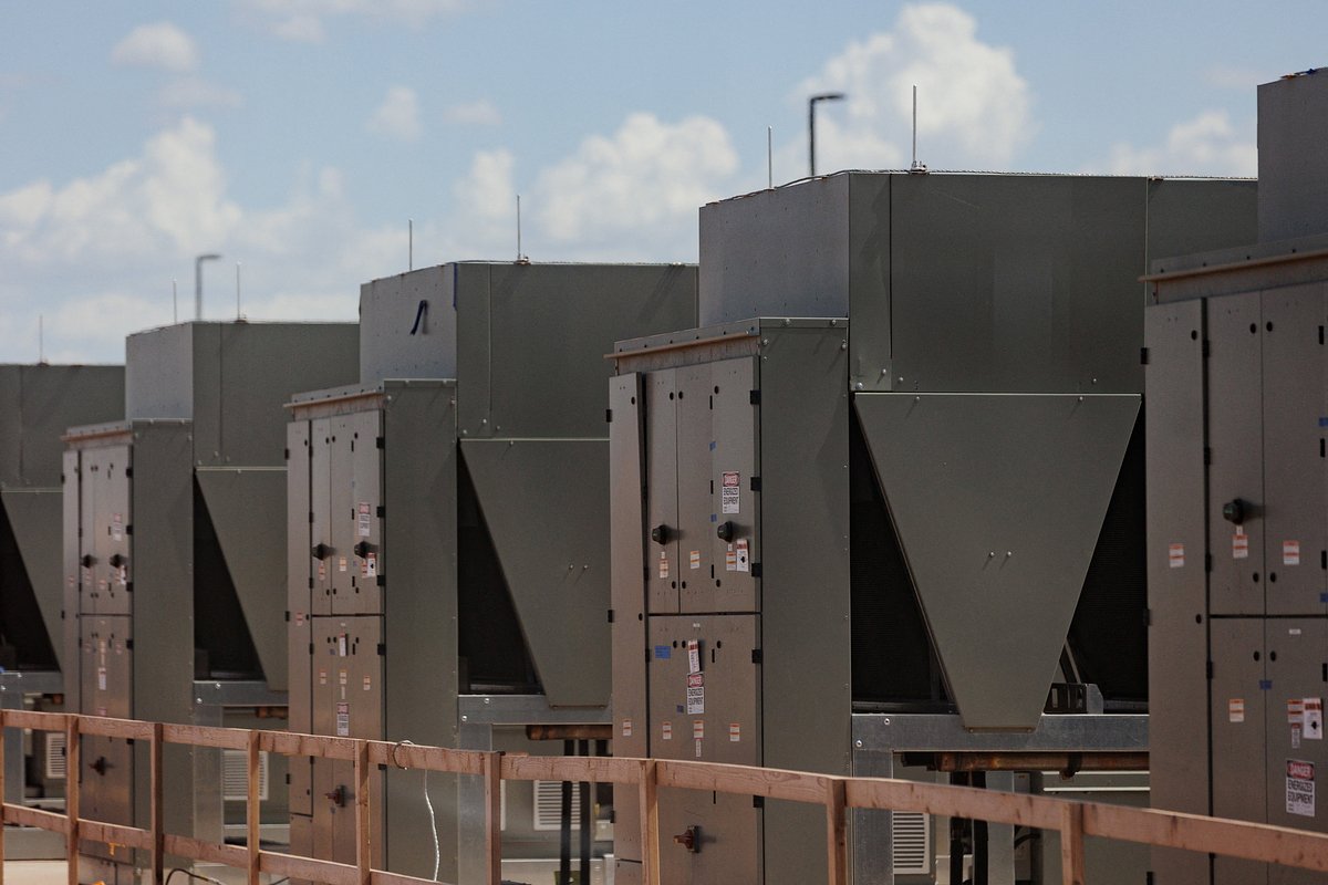 Chillers that cool water are connected to a data center