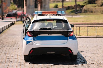 Подросток сдал в полицию изнасиловавшую его 29-летнюю учительницу