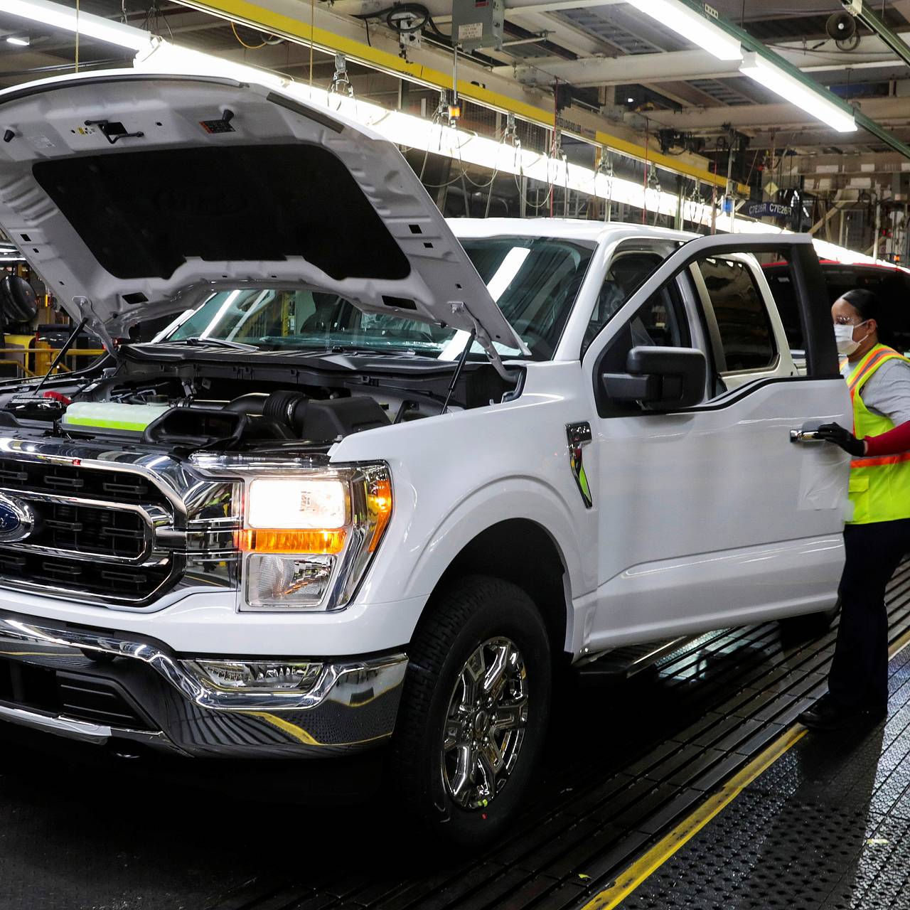 Ушедший из России автогигант отзовет миллионы автомобилей